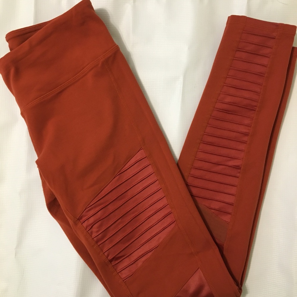 ALO moto leggings